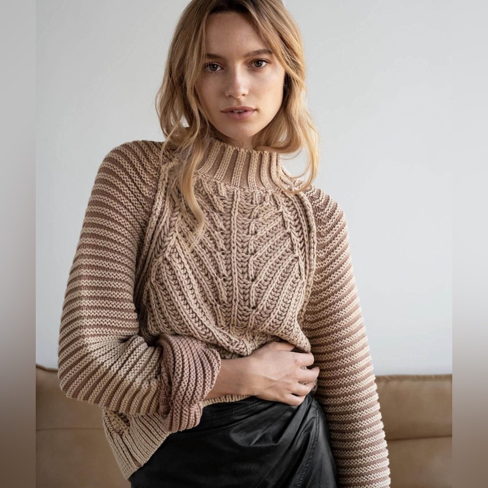 Free People Sweetheart Sweater Sandcastle Tan Chunky Knit Mock Neck Pullover M
